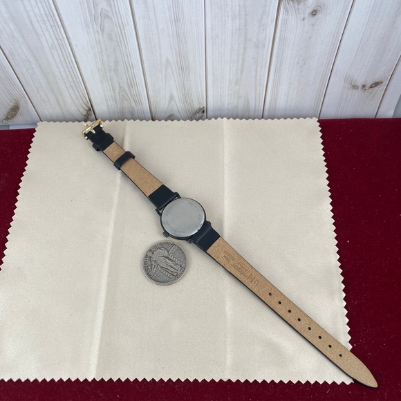 VINTAGE Bulova ACCUTRON Swiss Quarts Evening Sports Watch - Picture 5 of 9